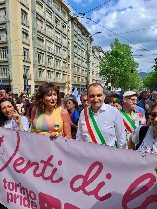 Pride a Torino, Lo Russo: “Città dei diritti e dell’inclusione, orgogliosi dell’Europride 2027”